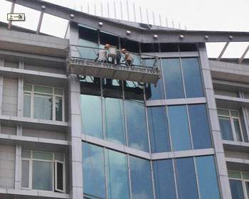 高空作業幕墻維修案例1
